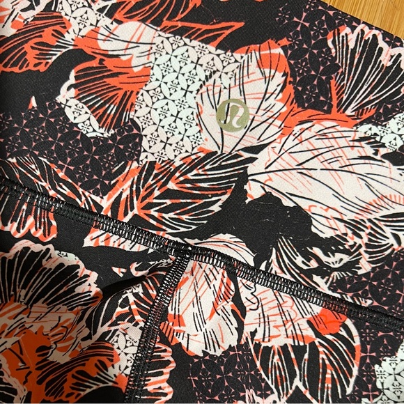NWOT Lululemon LE Lunar New Year CNY Wunder Under High Rise Tight Size 6 - Picture 5 of 14